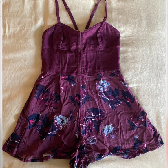 Free People Playsuit Romper Plum/Floral Sz 2 - Picture 3 of 4